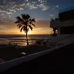 Appartement En Primera Linea De Playa, Centrico, Tranquilo