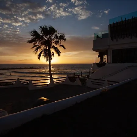 Apartament En Primera Linea De Playa, Centrico, Tranquilo