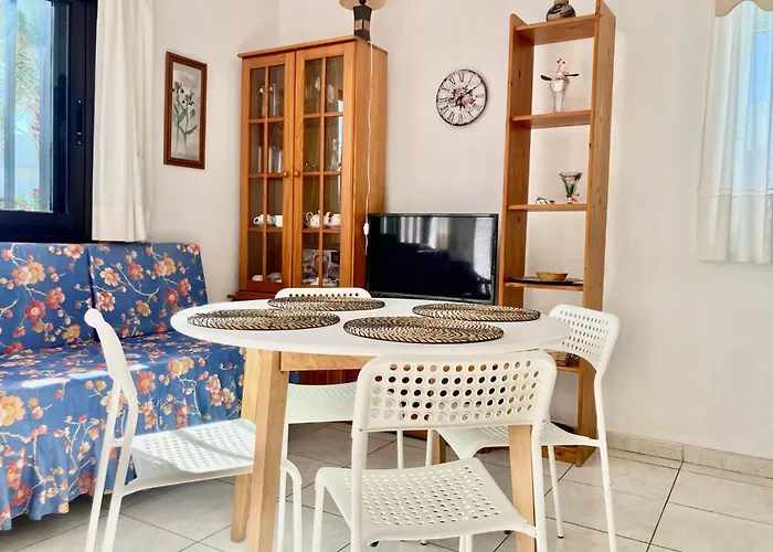 En Primera Línea De Playa, Céntrico, Tranquilo Apartamento Playa de las Américas