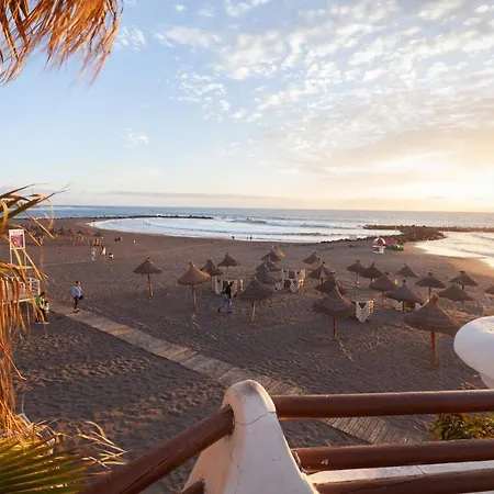 Apartment En Primera Linea De Playa, Centrico, Tranquilo *