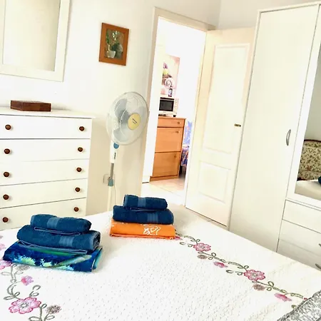 En Primera Linea De Playa, Centrico, Tranquilo Playa de las Americas (Tenerife)